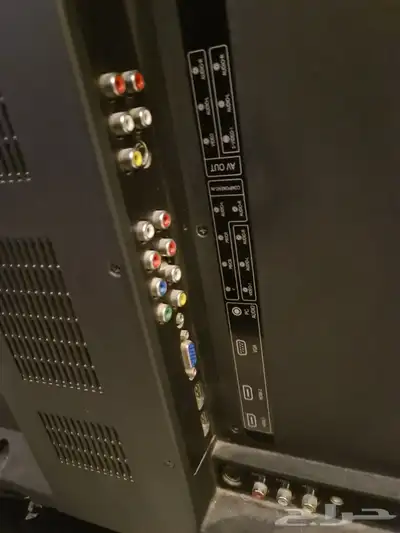 شاشة تلفزيون LCD للبيع وشاشة كمبيوتر ديل 5