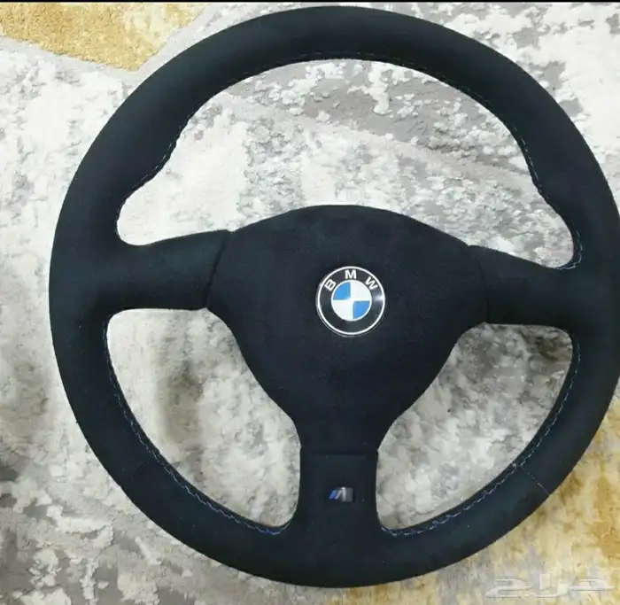 لبيع طارة BMW e30 0