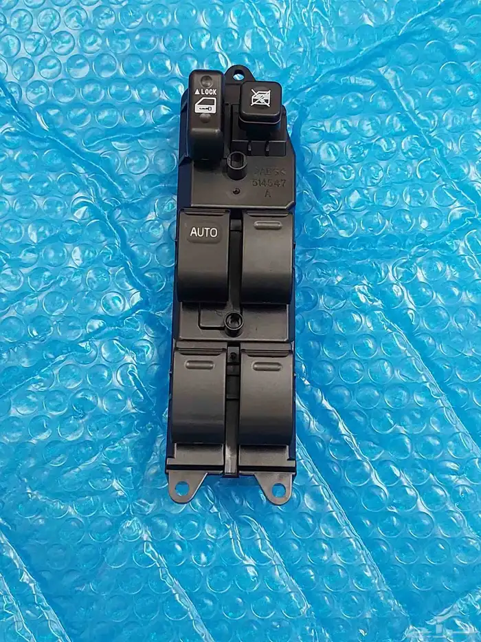 مجموعه ازرار تحكم قزاز كامري من مديل 2006 الى 2003 0