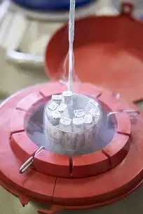 تعبئة لكود نيتروجين سائل بالرياض Liquid Nitrogen Refill 8