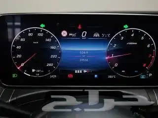 مرسيدس بنز C200 2023 5