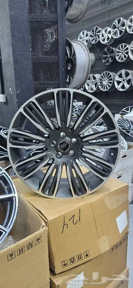 جنوط رنج روفر موديل 2021 مقاس 22 جديد نوعيه فورجد 0