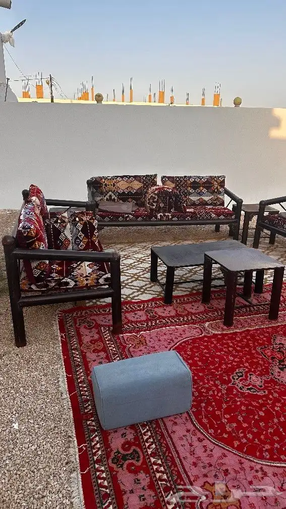 كرسي جلسات خارجيه كويتيه كنب حديد 2