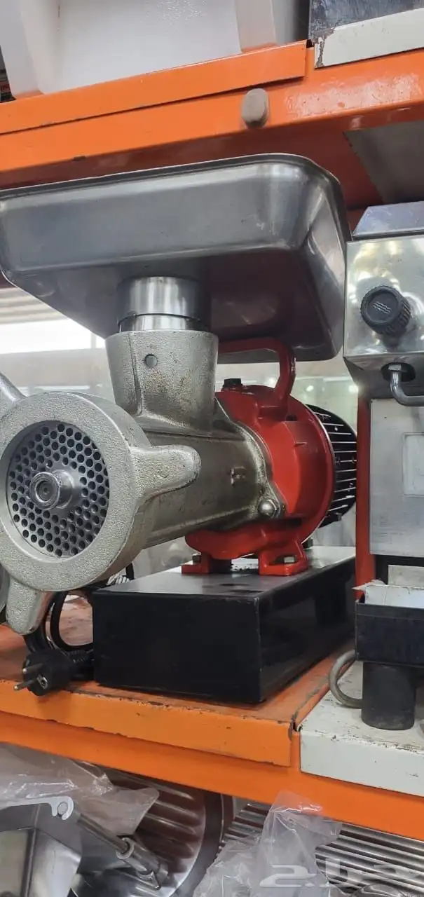 متوفر لدينا فرامات لحم و عريكة و معصوب مستخدم نظيف 3