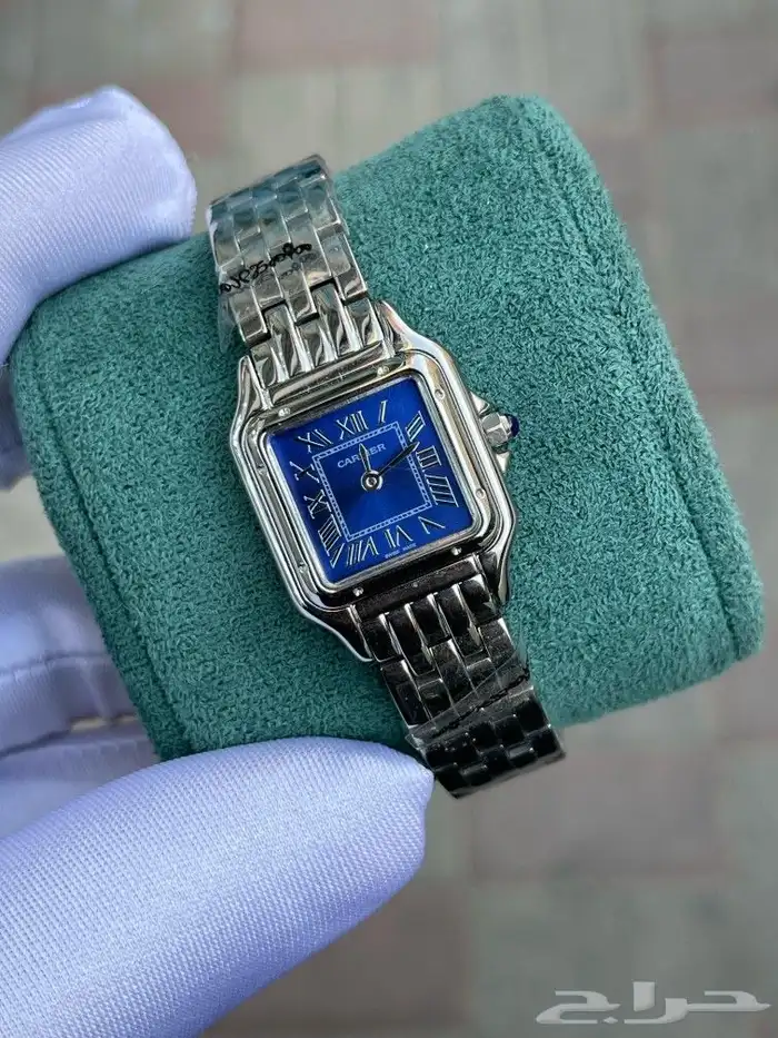 كارتير نسائي طبق الأصل 3