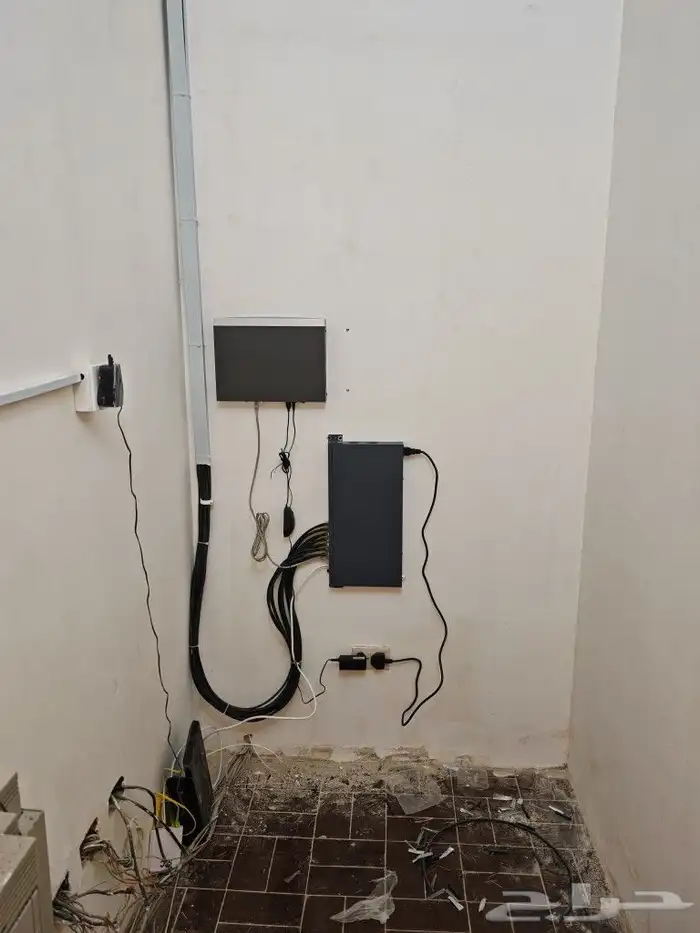 فني كاميرات مراقبة و شبكات 3