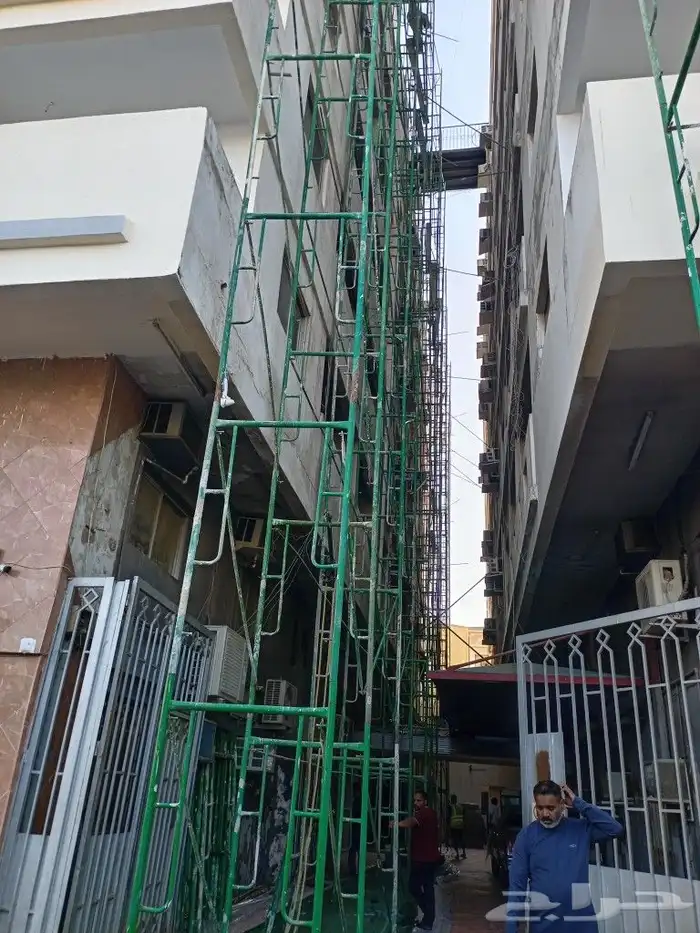 أبوعزم للسقالأت 1