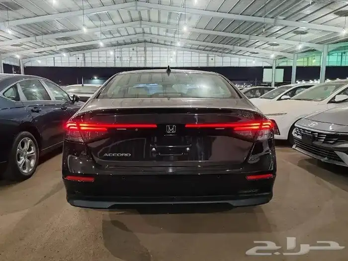 هوندا اكورد ستاندر 2025 5