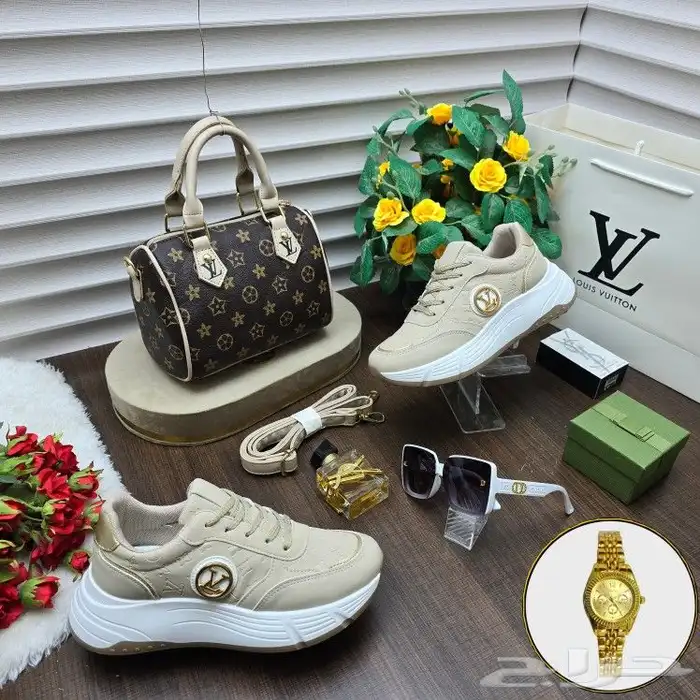 طقم نسائي ماركة لويس فيتون شامل التوصيل والشحن 2