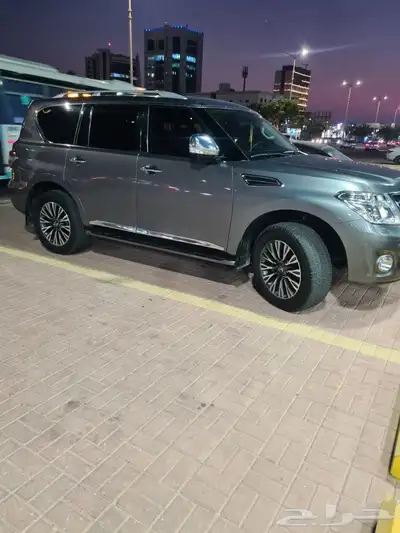 نيسان باترول بلاتنيوم مخزن 0