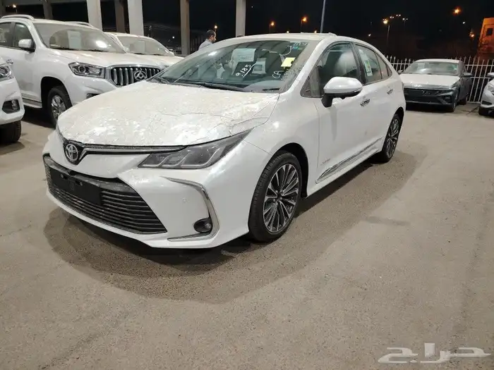 تويوتا كورولا سعودي 2000 سي سي كاميرات محيطية فتحة سقف 0