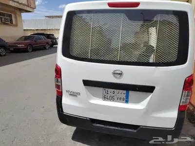 للبيع باص نيسان بنزيم2020 0