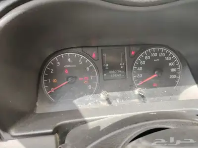 للبيع باص نيسان بنزيم2020 6