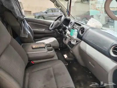 للبيع باص نيسان بنزيم2020 4