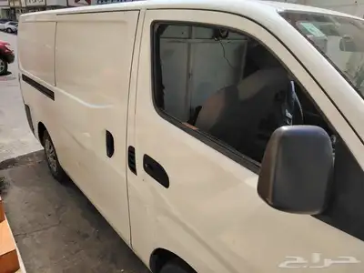 للبيع باص نيسان بنزيم2020 3