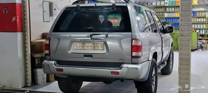 السياره شرط ماعدا رفرف. 1