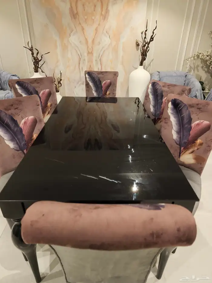 طاولة طعام 2