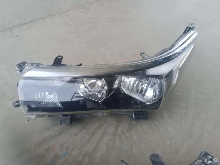 شمعات كرولا 2014-2015-2016 2