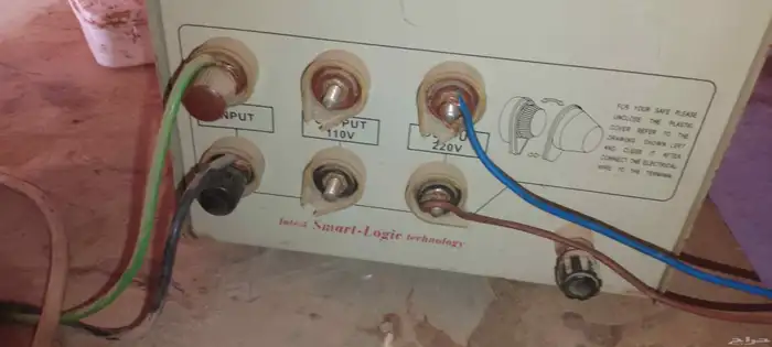 مثبت ومنظم ومحول كهرباء 3000V 0
