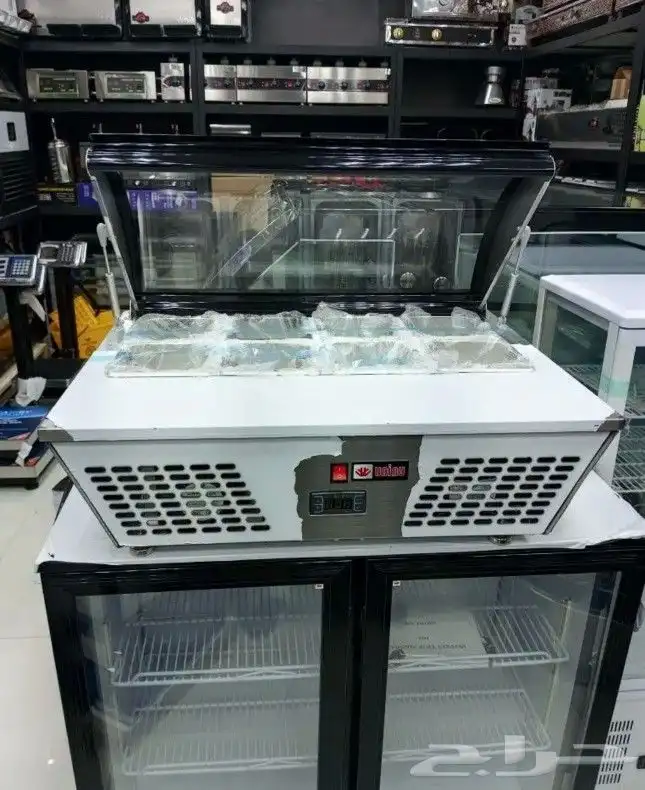 ثلاجات عرض فواق الطاوله بغطاء زجاجي ثلاجة عرض فواق الكونتر 2