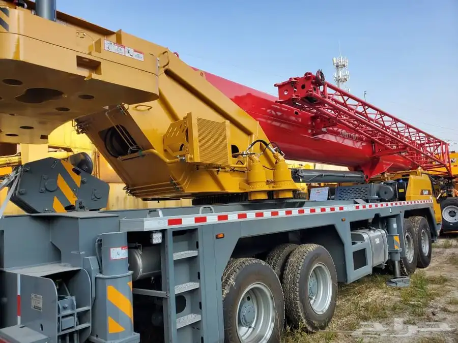 100 80 and 50 ton cranes for rent 0