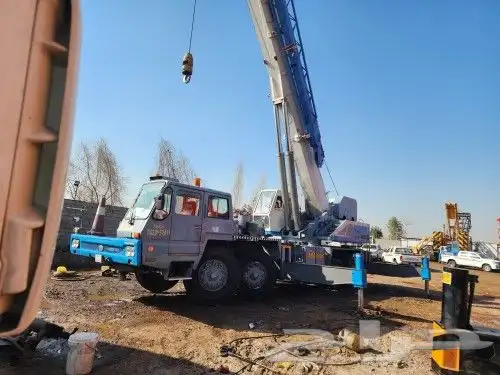 Crane For rental Dayly Monthly. كرينات للتاجير يومي شهري 1