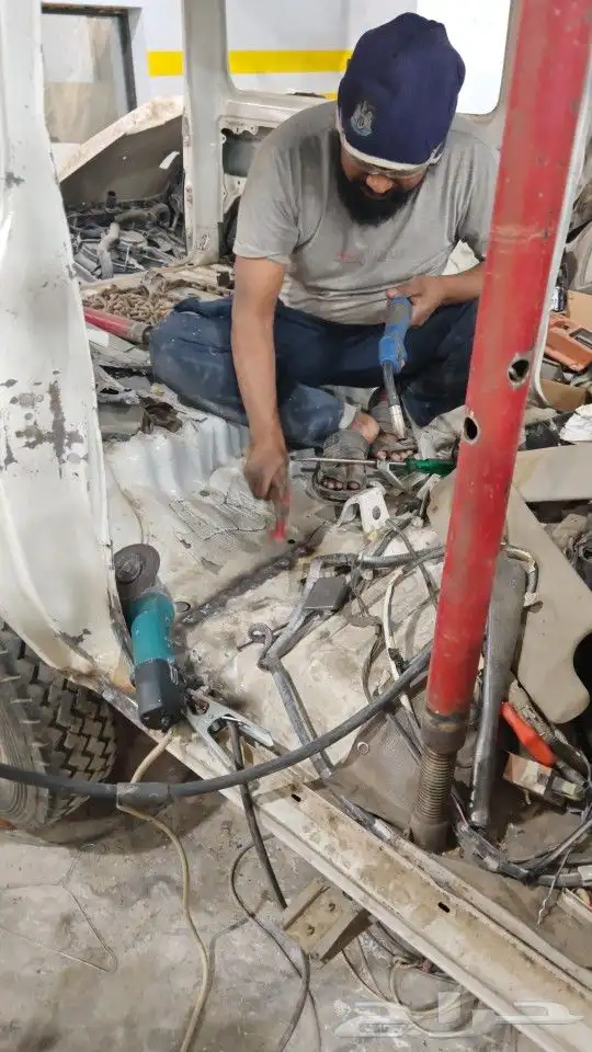 مركز رفاق الطريق لصيانة السيارات 0