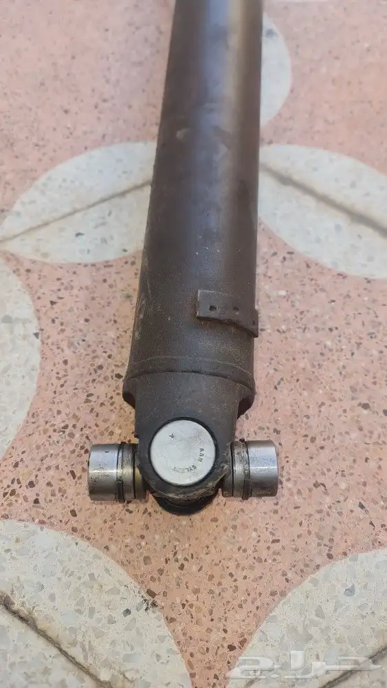 للبيع عمود كردان بليزر او انفوي قصير دبل 2002 الى 2009 1