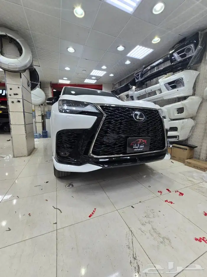 جيب لكزس 2025 1