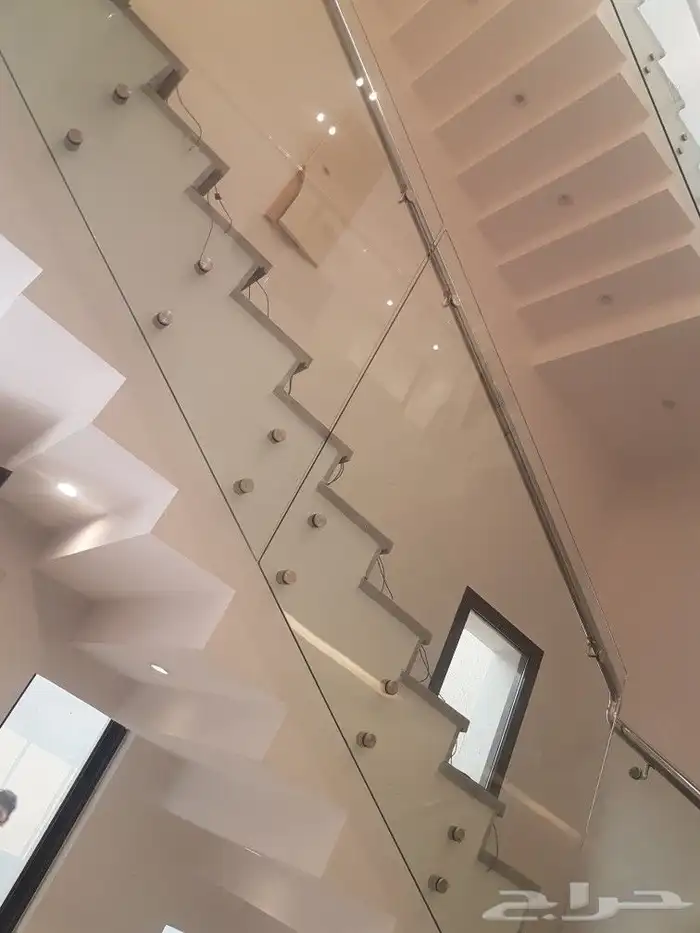 تركيب درابزين سلم درج استانلس استيل زجاج 8