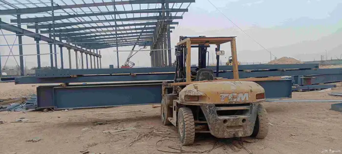 لتاجير المعدات ورافعات الشوكيه 3