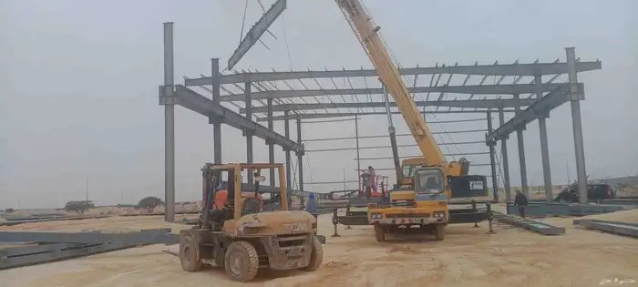 لتاجير المعدات ورافعات الشوكيه 4