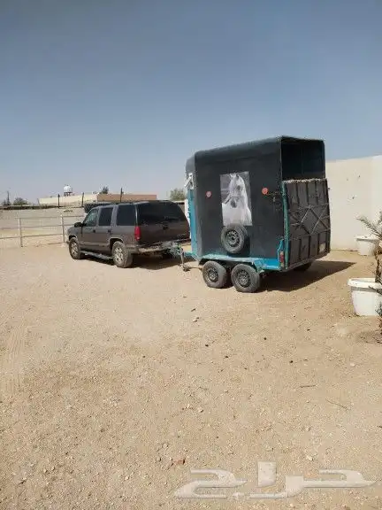 عربة نقل الخيل 0