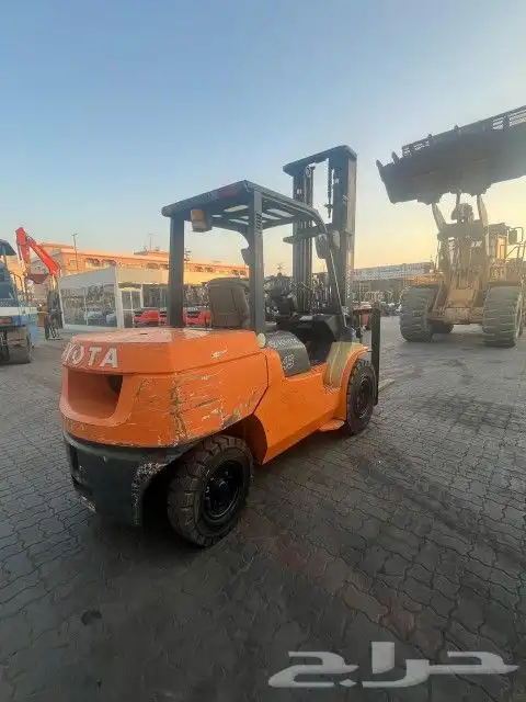 رافعه شوكيه forklift 9