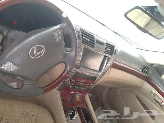 لكزز تشليح 460Ls موديل 2008 7
