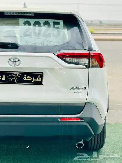 تويوتا راف فور بريمي 2025 3