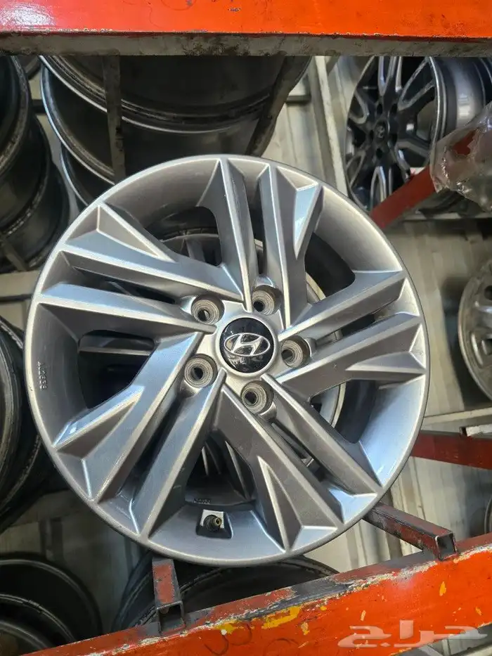 السلام عليكم يوجد لدينا جنوط انتر مديل 20 اصلي مقاس 16 0