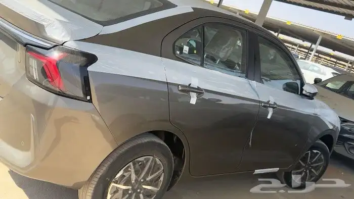 سوزوكي ديزاير 2025 الشكل الجديد المطور 0