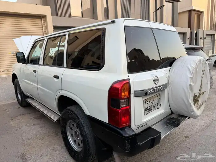 جيب باترول 2006 نضيف 4