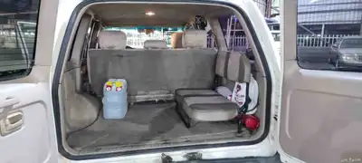 تويوتا لاندكروزر GX 2000 8