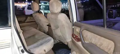 تويوتا لاندكروزر GX 2000 9