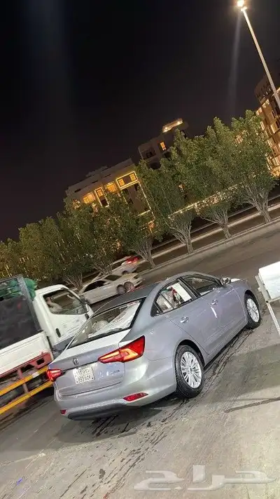 ام جي للبيع مستعمله شبه جديد انجليزيه 14