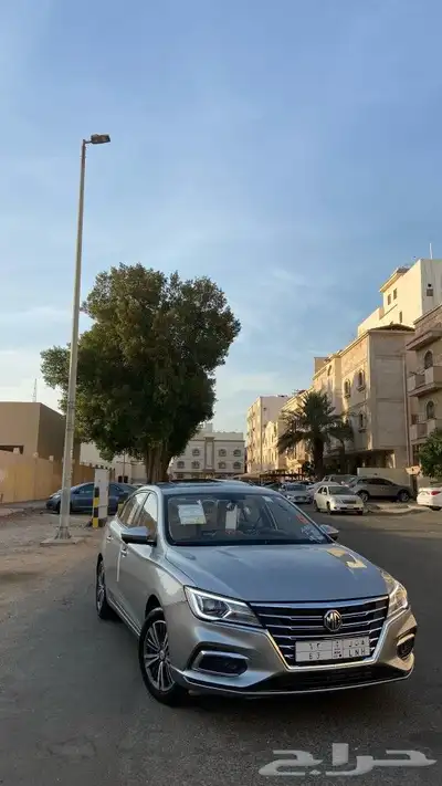 ام جي للبيع مستعمله شبه جديد انجليزيه 20