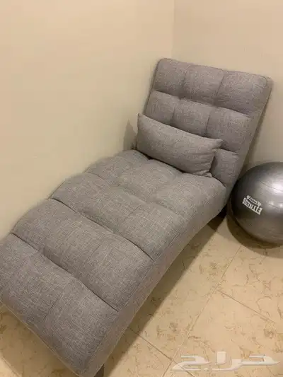 طاولة طعام مع 6 كراسي والقماش نظيف جدا  و مغلف تغليف حراري 7