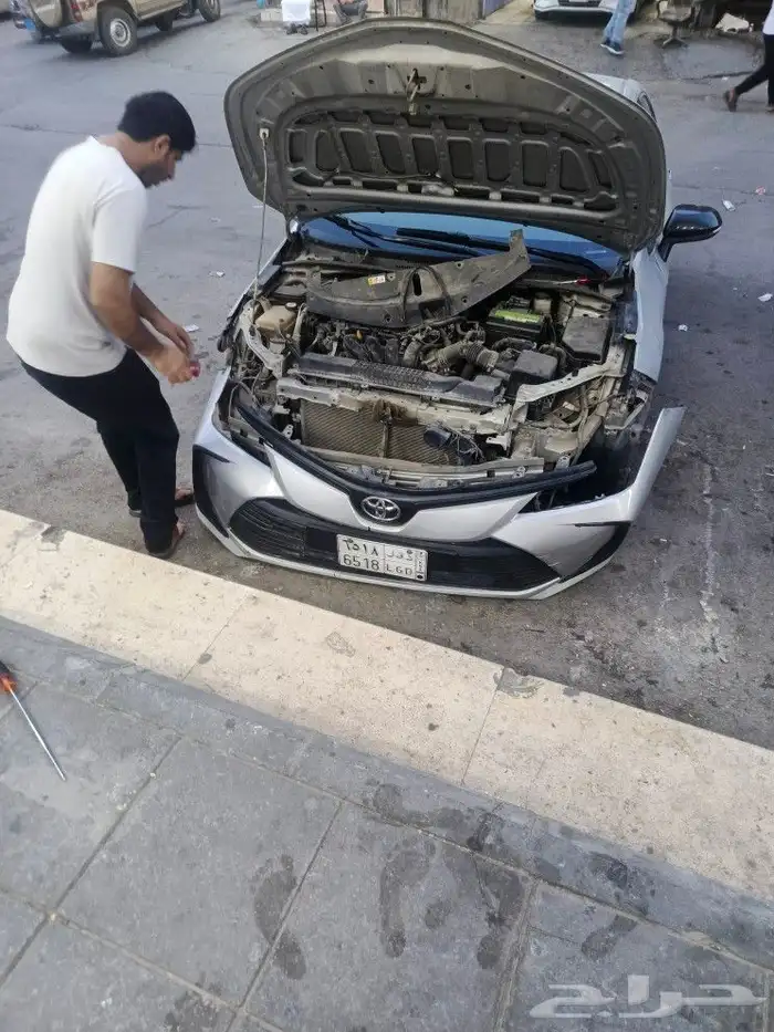 عدسات السيارات زنون انوار ليد اضاءه لمبات شمعات اسطبات محولا 19