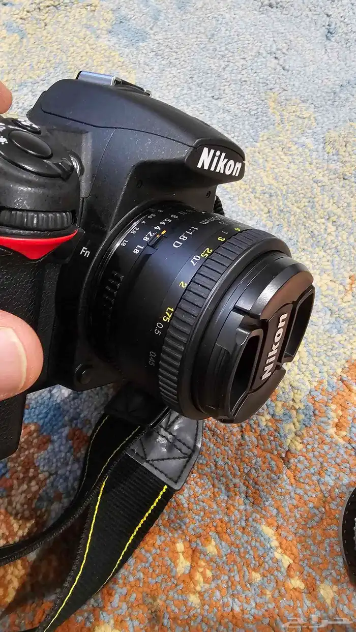 للبيع كاميرا نيكون D7000 مع ملحقاته 7
