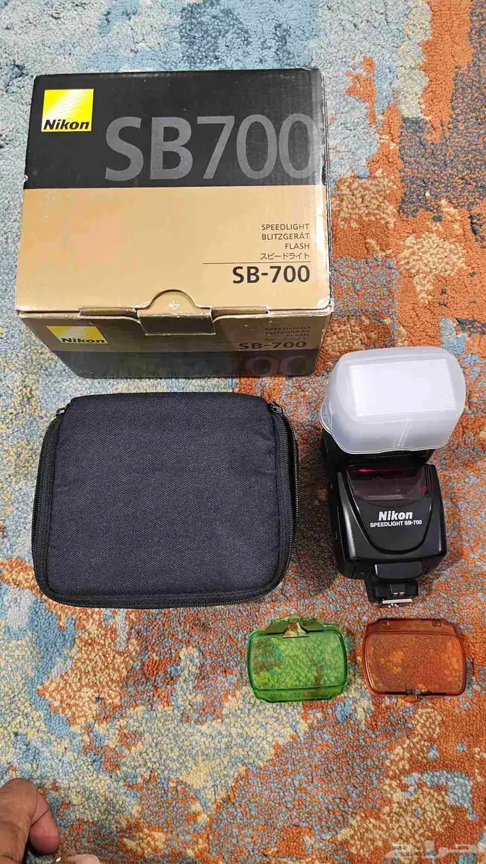 للبيع كاميرا نيكون D7000 مع ملحقاته 2