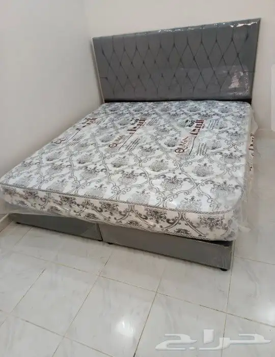 سرير ومرتبة   توصيل 1
