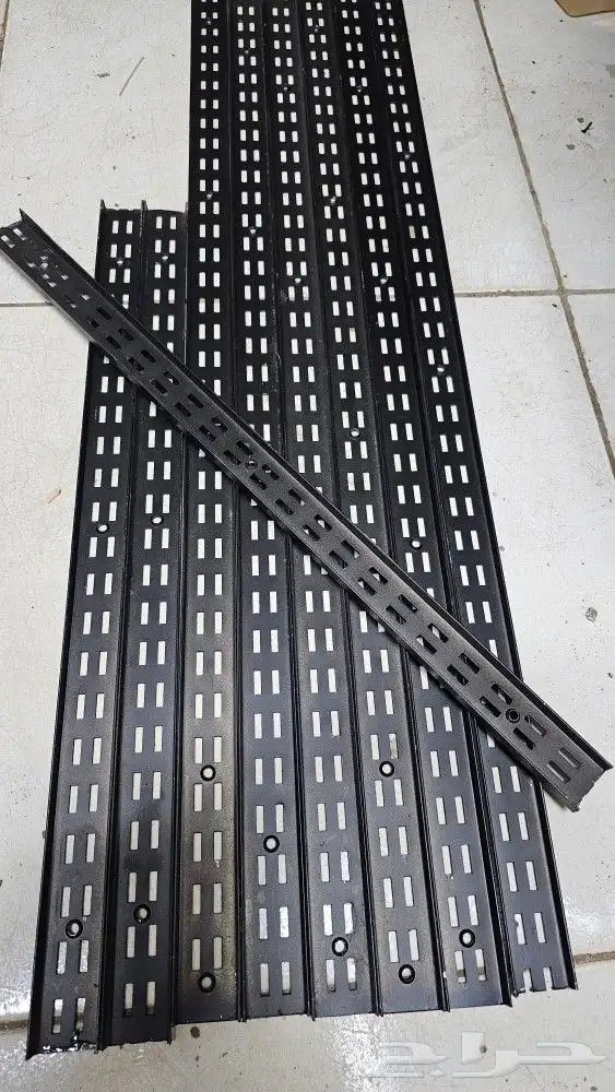 أغراض ديكور محل شبه جديد واغلبها جديد لم تستعمل 1