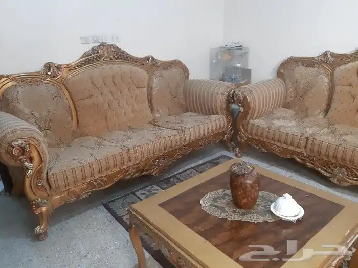 كنب للبيع 300 ريال فقط 1